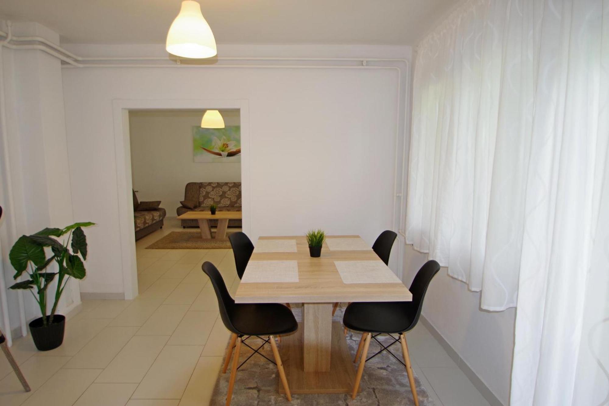 Apartments Nikolina Rakalj Kültér fotó