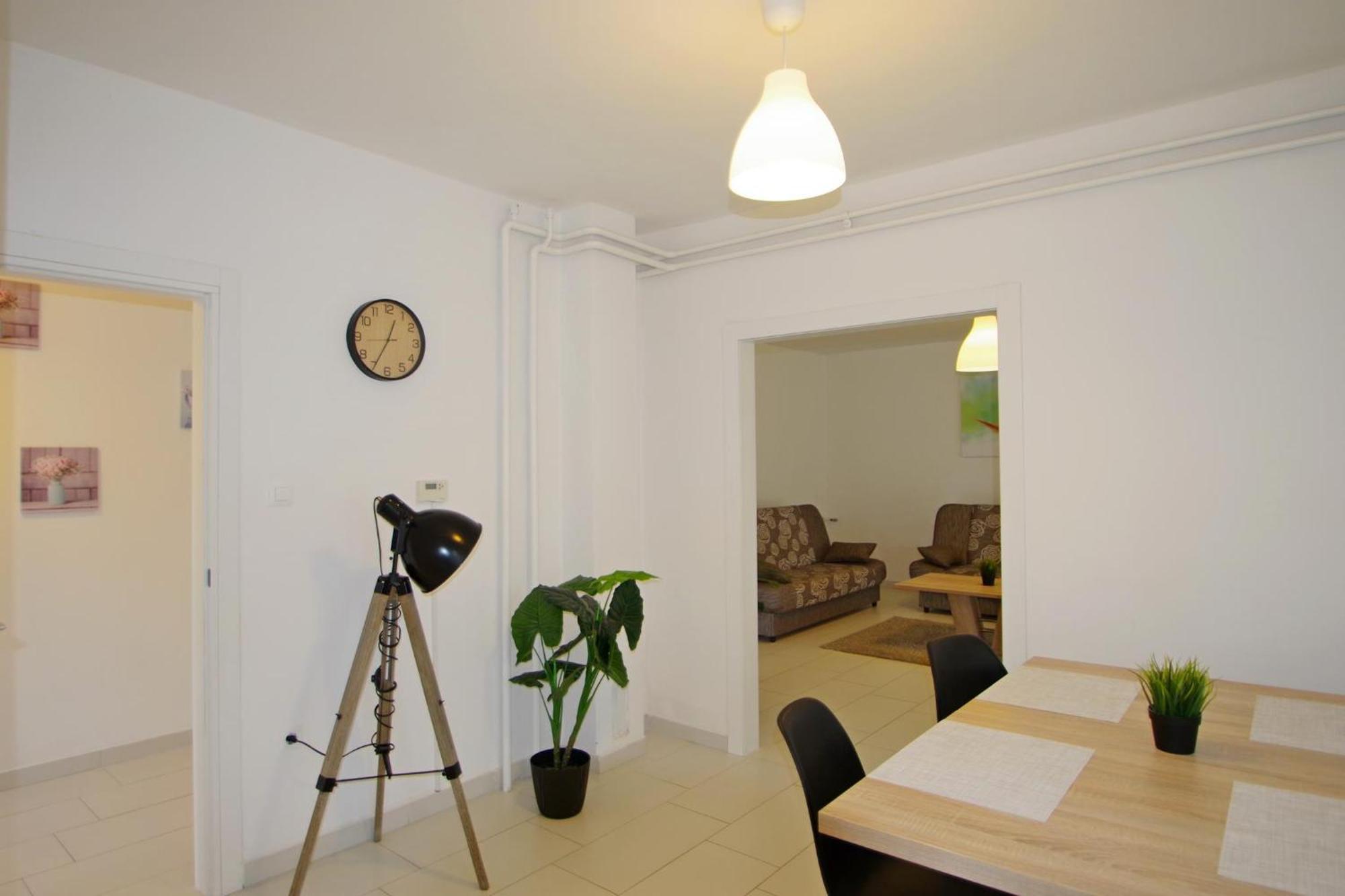 Apartments Nikolina Rakalj Kültér fotó