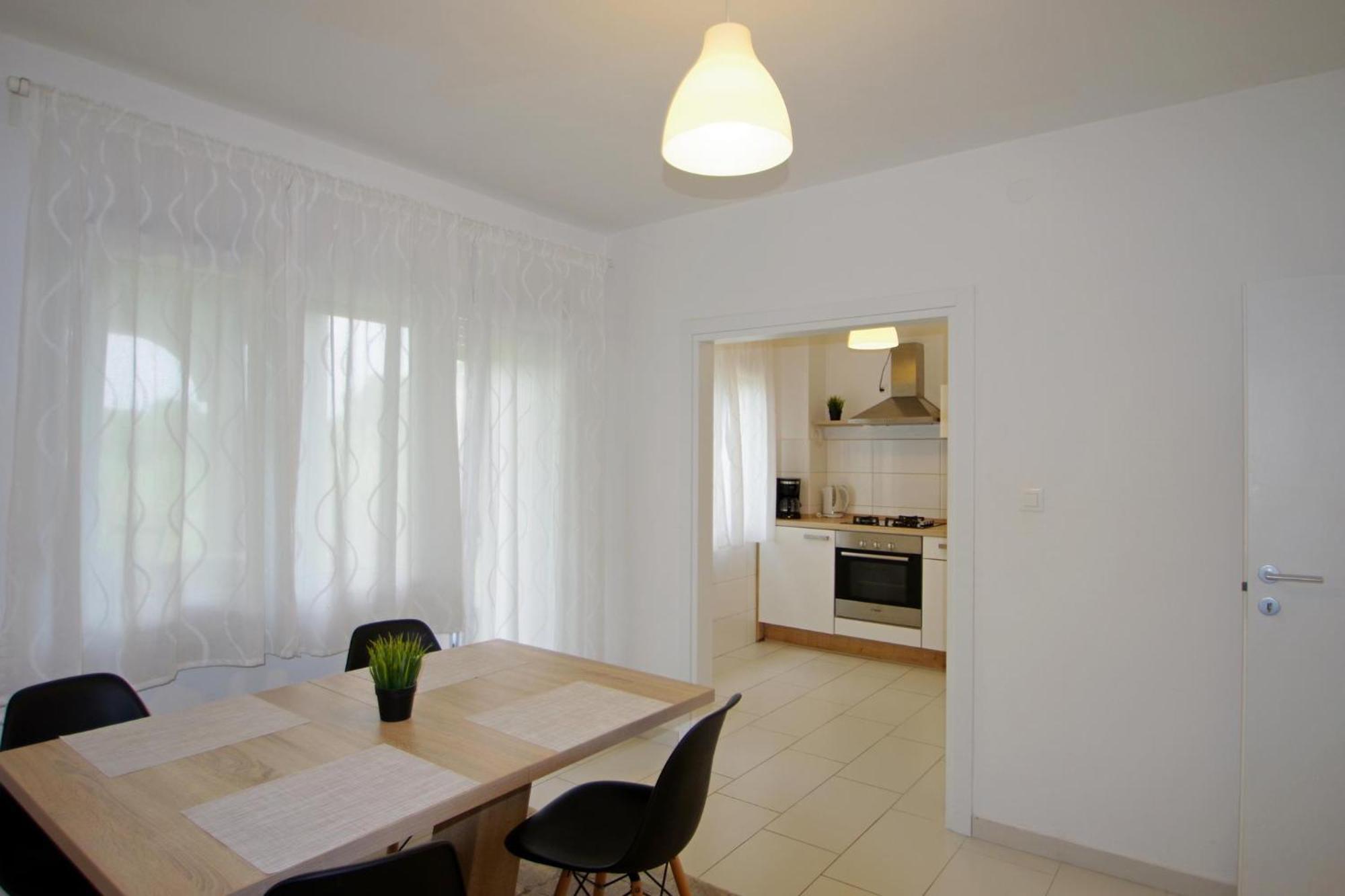 Apartments Nikolina Rakalj Kültér fotó